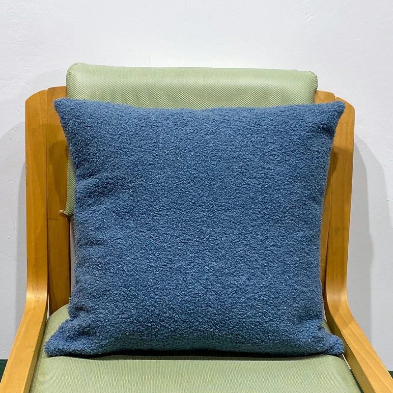 Almofada Decorativa Para Sala de Estar - Teddy Pillow - Almofada Azul Marinho / 30x50cm, Almofada Azul Marinho / 45x45cm, Almofada Azul Marinho / 50x50cm, Almofada Azul / 30x50cm, Almofada Azul / 45x45cm, Almofada Azul / 50x50cm, Almofada Azul Claro / 30x50cm, Almofada Azul Claro / 45x45cm, Almofada Azul Claro / 50x50cm, Almofada Rosa / 30x50cm - Tudo Shop