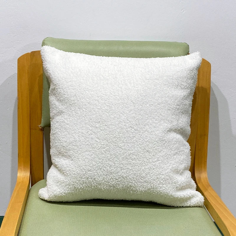 Almofada Decorativa Para Sala de Estar - Teddy Pillow - Almofada Azul Marinho / 30x50cm, Almofada Azul Marinho / 45x45cm, Almofada Azul Marinho / 50x50cm, Almofada Azul / 30x50cm, Almofada Azul / 45x45cm, Almofada Azul / 50x50cm, Almofada Azul Claro / 30x50cm, Almofada Azul Claro / 45x45cm, Almofada Azul Claro / 50x50cm, Almofada Rosa / 30x50cm - Tudo Shop