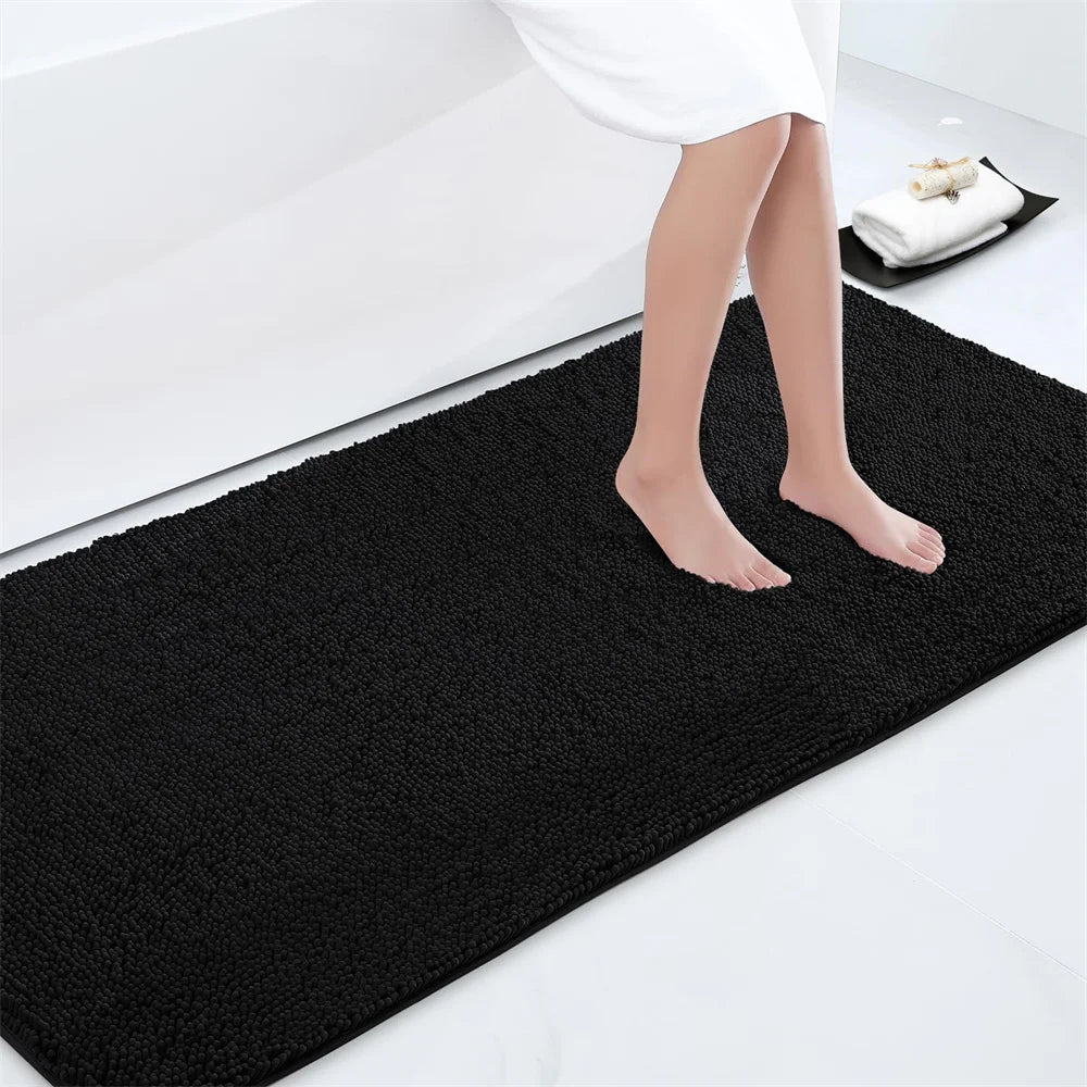 Tapete Antiderrapante Para Banheiro - ChenilleSoft - Tapete Antiderrapante Preto / 41x61cm, Tapete Antiderrapante Preto / 51x76cm, Tapete Antiderrapante Preto / 61x91cm, Tapete Antiderrapante Preto / 61x119cm, Tapete Antiderrapante Branco / 41x61cm, Tapete Antiderrapante Branco / 51x76cm, Tapete Antiderrapante Branco / 61x91cm, Tapete Antiderrapante Branco / 61x119cm, Tapete Antiderrapante Cinza Claro / 41x61cm, Tapete Antiderrapante Cinza Claro / 51x76cm - Tudo Shop