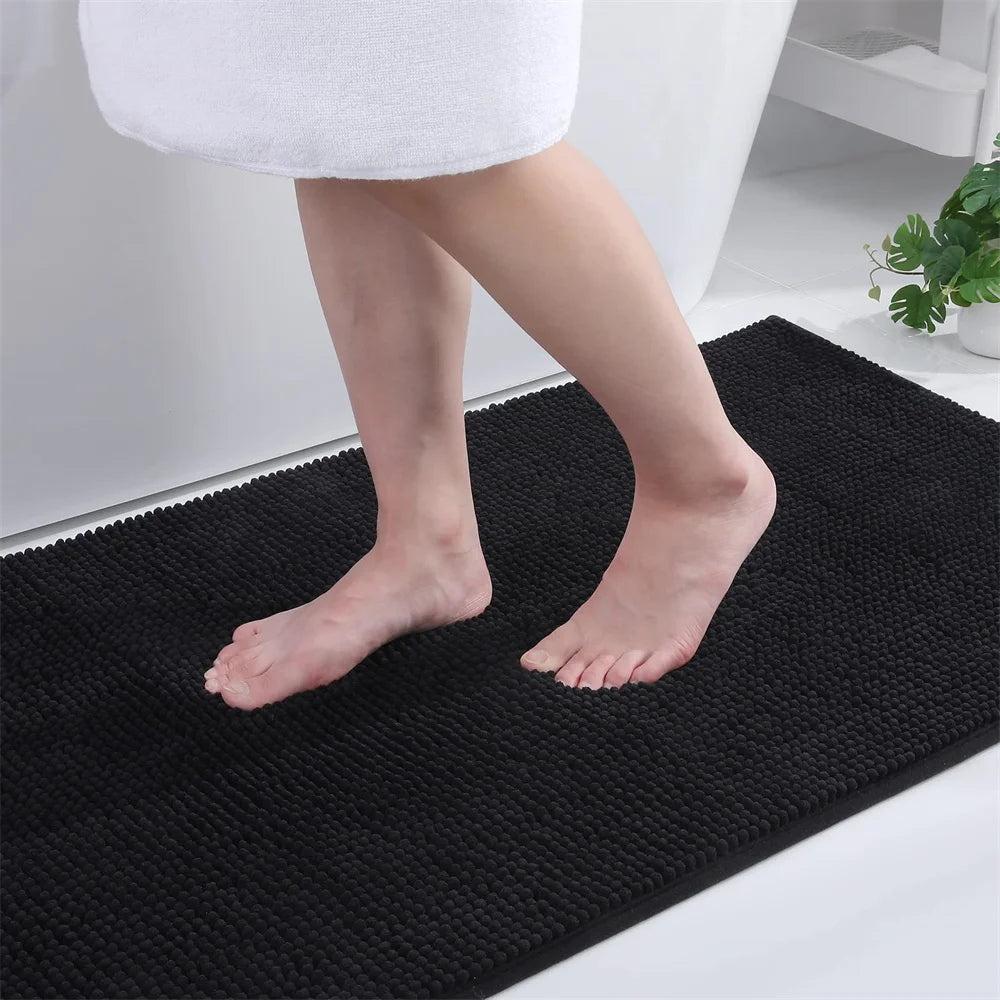 Tapete Antiderrapante Para Banheiro - ChenilleSoft - Tapete Antiderrapante Preto / 41x61cm, Tapete Antiderrapante Preto / 51x76cm, Tapete Antiderrapante Preto / 61x91cm, Tapete Antiderrapante Preto / 61x119cm, Tapete Antiderrapante Branco / 41x61cm, Tapete Antiderrapante Branco / 51x76cm, Tapete Antiderrapante Branco / 61x91cm, Tapete Antiderrapante Branco / 61x119cm, Tapete Antiderrapante Cinza Claro / 41x61cm, Tapete Antiderrapante Cinza Claro / 51x76cm - Tudo Shop